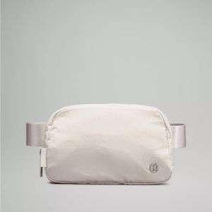 LULULEMON Everywhere Belt Bag - White Opal limited edition